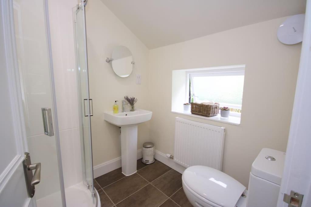 Rossmay House - 4 Bedroom Scottish Villa With Waterfront / Mountain Views Arrochar Exteriér fotografie